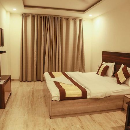 Basoya Farm 2Bhk Villla With Pool - 10 Min Away From Chattarpur Faridabad Esterno foto