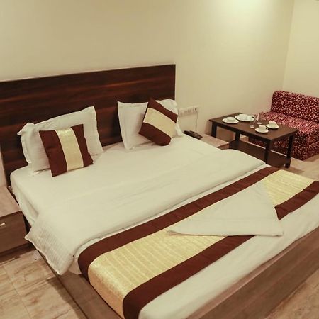 Basoya Farm 2Bhk Villla With Pool - 10 Min Away From Chattarpur Faridabad Esterno foto